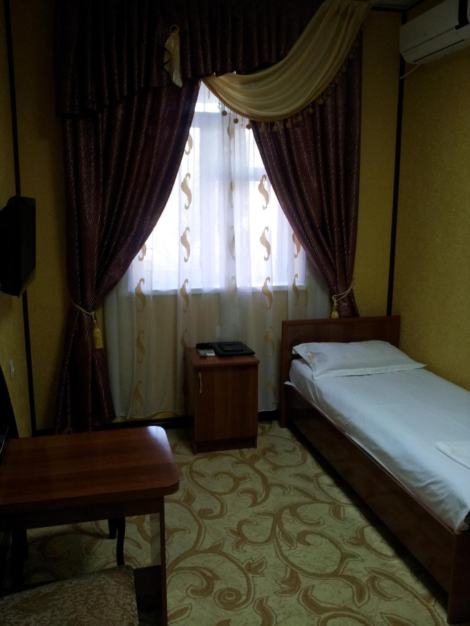 Dangara Hotel Kokand Exterior photo